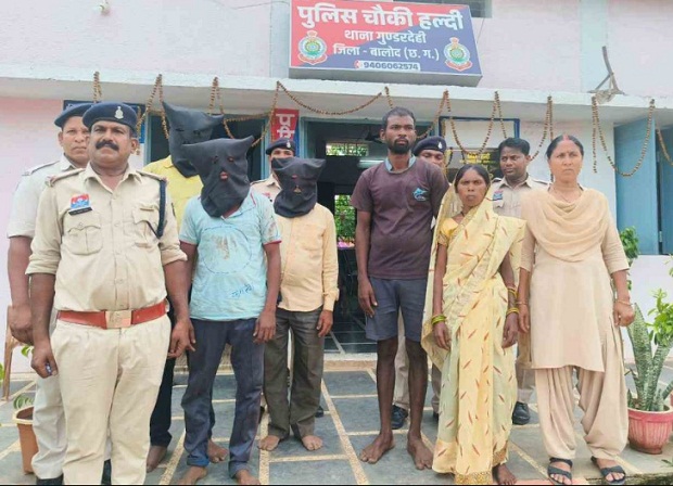 वर्चस्व की लड़ाई में बैगा की हत्या: झाड़-फूंक के दौरान चाकू से हमला, पांच आरोपी गिरफ्तार