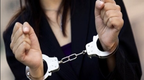 सूरजपुर में गांजे की तस्करी पर पुलिस की बड़ी कार्रवाई: 5 किलो मादक पदार्थ के साथ महिला गिरफ्तार, जेल भेजी गई