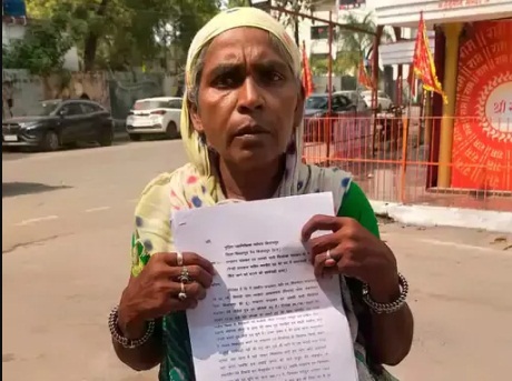वृद्ध महिला को ‘टोनही’ बताकर प्रताड़ना: बेटे-बहू पर संपत्ति हड़पने का आरोप, पुलिस पर भी उदासीनता का इल्जाम