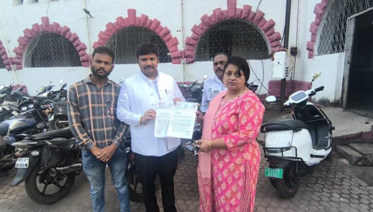 नगर निगम दुर्ग की कार्यशैली पर गंभीर आरोप — डॉ. जय प्रकाश यादव ने प्रधानमंत्री और कलेक्टर को भेजा पत्र