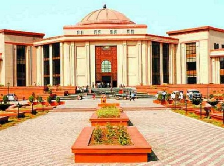 CGPSC भर्ती घोटाला: हाईकोर्ट की डबल बेंच से 37 ‘बेदाग’ अभ्यर्थियों को बड़ी राहत; नियुक्ति का रास्ता साफ
