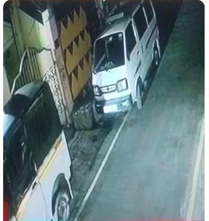 रायपुर में बमबाजी से दहशत: कबीर नगर में घर पर फेंके गए दो बम, महिला समेत कई आरोपी फरार