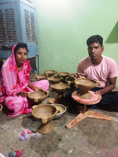 मिट्टी से गढ़ी सफलता की नई इबारत: मालती कुंभकार के ‘लखपति दीदी’ बनने का सफर