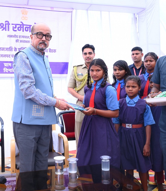हर घर में पढ़ाई का एक कोना हो, तभी बच्चे आगे बढ़ेंगे- राज्यपाल रमेन डेका