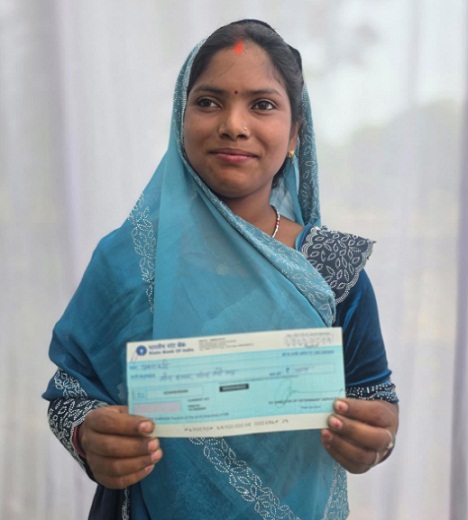 सुशासन तिहार 2026: सरगुजा की प्रभावती को मिली आत्मनिर्भरता की नई राह, ग्रामीण अर्थव्यवस्था को मिल रहा है बूस्ट