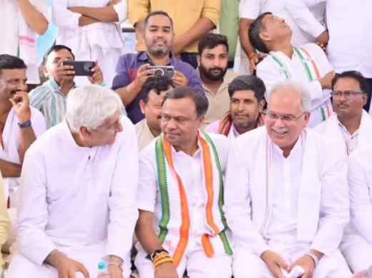 सूरजपुर में राजनीतिक घमासान थमा: प्रशासन के झुकने के बाद टीएस सिंहदेव और दीपक बैज का आमरण अनशन समाप्त