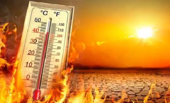बीजापुर में ‘नौतपा’ का कहर: पारा 45°C के पार, स्वास्थ्य विभाग ने जारी की ‘रेड अलर्ट’ एडवायजरी