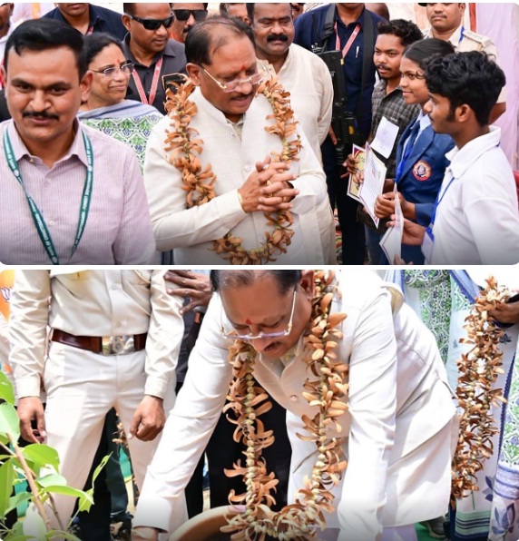 तेंदूपत्ते से समृद्धि, तीखुर से आत्मनिर्भरता : बड़ेकनेरा में वनाधारित आजीविका का सशक्त मॉडल बना प्रेरणा