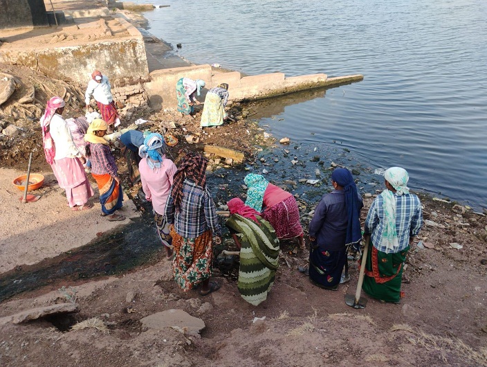 मनरेगा कार्यस्थल से स्वच्छता और जन जागरूकता का संदेश, “प्लास्टिक हटाओ-स्वच्छ गांव बनाओ” अभियान को मिला जनसमर्थन