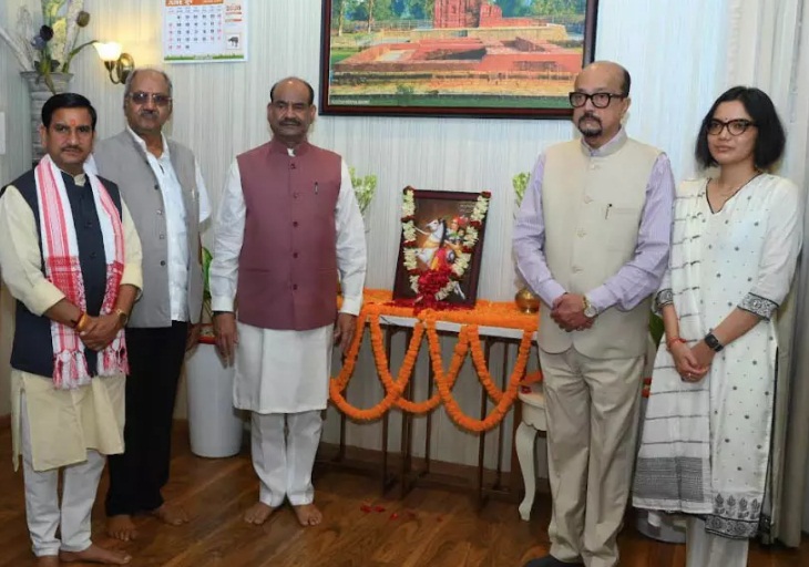 झांसी की रानी लक्ष्मीबाई के बलिदान दिवस पर रायपुर में दी गई भावभीनी श्रद्धांजलि: राज्यपाल रमेन डेका और लोकसभा अध्यक्ष ओम बिरला रहे मौजूद