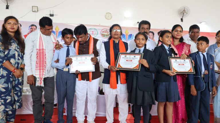 शाला प्रवेशोत्सव से शिक्षा को मिली नई उड़ान , 37 बंद विद्यालय फिर से खुले, बच्चों के चेहरों पर लौटी मुस्कान