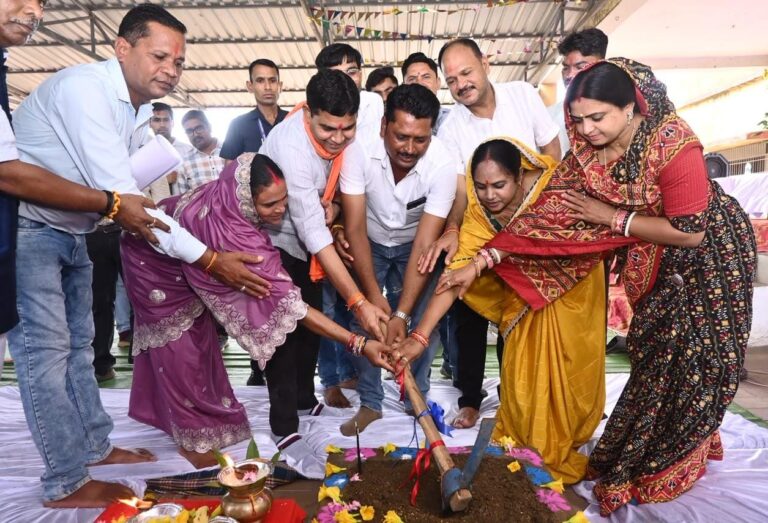 गांवों में खेल और बाल विकास की बुनियादी सुविधाओं का विस्तार सरकार की प्राथमिकता- राजस्व मंत्री टंकराम वर्मा