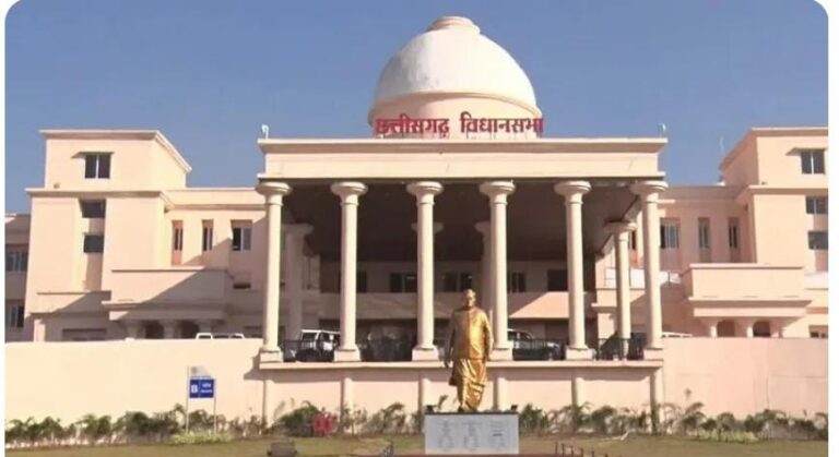 विधानसभा सत्र से पहले कांग्रेस का मंथन, सरकार पर हमले की पूरी तैयारी