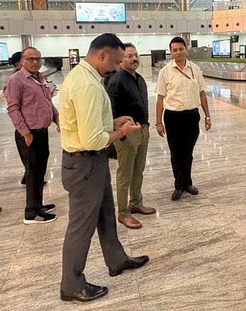 भारत सरकार के पर्यटन मंत्रालय के अतिरिक्त सचिव एवं महानिदेशक सुमन बिल्ला का रायपुर एयरपोर्ट पर हुआ आत्मीय स्वागत