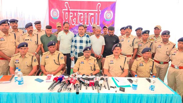 मल्टीपल बैंक लोन के नाम पर 14 करोड़ों की ठगी के 5 आराेपित गिरफ्तार