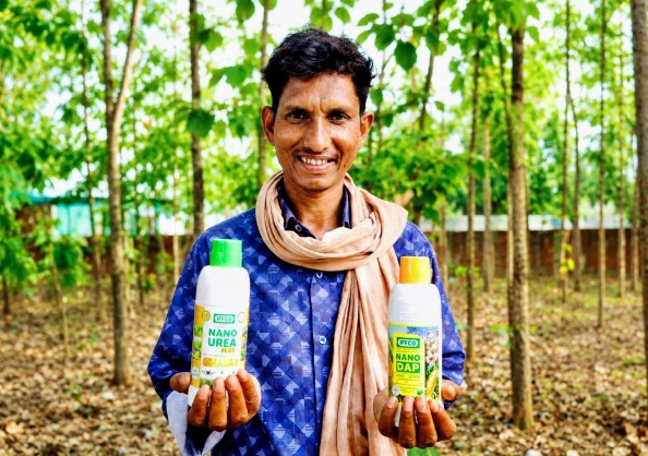 नैनो उर्वरकों से कम लागत में अधिक उत्पादन की ओर किसान