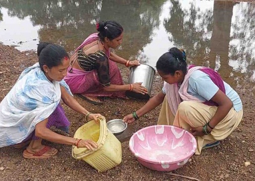 जमीनी पड़ताल: जल जीवन मिशन के ‘कागज़ी’ दावों की पोल खोलता पिट्टेमेटा, नक्सलवाद से तो मिली मुक्ति, पर अब ‘जल संकट’ से जंग लड़ने को मजबूर ग्रामीण