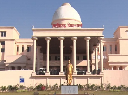 नवनिर्मित छत्तीसगढ़ विधानसभा भवन की फॉल्स सीलिंग ढही: निर्माण गुणवत्ता और सुरक्षा मानकों पर उठे गंभीर सवाल