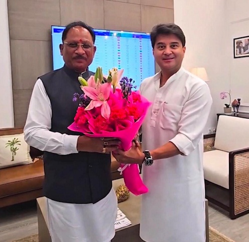 छत्तीसगढ़ के दूरस्थ क्षेत्रों को मिलेगी मजबूत डिजिटल पहचान, 2,305 नए मोबाइल टावरों के लिए मुख्यमंत्री विष्णुदेव साय ने केंद्र से मांगी मंजूरी