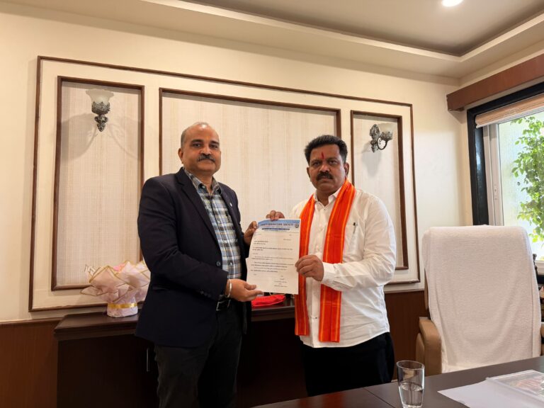 छत्तीसगढ़ सिविल सोसायटी ने गृहमंत्री को सौंपा गणेशोत्सव के लिए गाइडलाइन, लागू कराने की मांग, अश्लील गानों एवं फूहड़ नृत्य पर कानूनी कार्रवाई का आग्रह