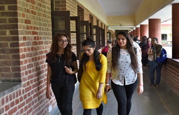 छत्तीसगढ़ में उच्च शिक्षा के अवसर विस्तारित: महाविद्यालयों में अब 31 अगस्त तक दाखिले की छूट