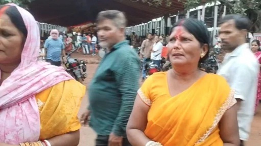 भिलाई में पंडित प्रदीप मिश्रा की शिव महापुराण कथा से पूर्व सुरक्षा में सेंध: कलश यात्रा में 4-5 महिलाओं से चेन स्नैचिंग, 3 संदिग्ध हिरासत में