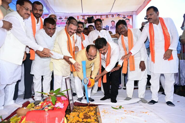 रायपुर-बिलासपुर मार्ग से शहर में आते ही दिखेगी धर्मनगरी की धार्मिक एवं सांस्कृतिक पहचान