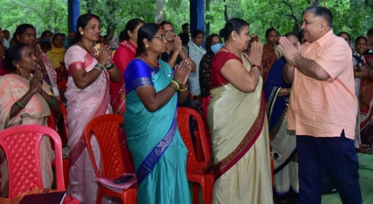 मितानिन बहनें छत्तीसगढ़ के स्वास्थ्य तंत्र की मजबूत और महत्वपूर्ण कड़ी: राजेश अग्रवाल