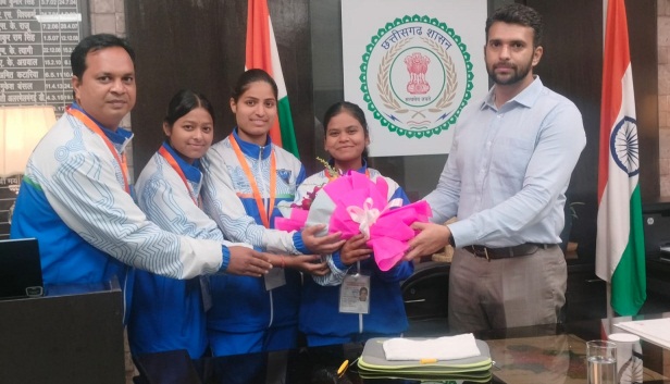 मलेशिया में चमकीं रायगढ़ की बेटियां: भारतीय महिला लैक्रॉस टीम ने सिंगापुर को हराकर जीता कांस्य पदक