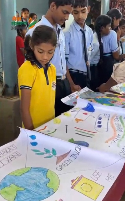 धमतरी जिले में ‘सेवा संकल्प अभियान’: 97 हजार से अधिक विद्यार्थियों ने चित्रकला और भाषण से गढ़ा ‘मेरे सपनों का भारत’