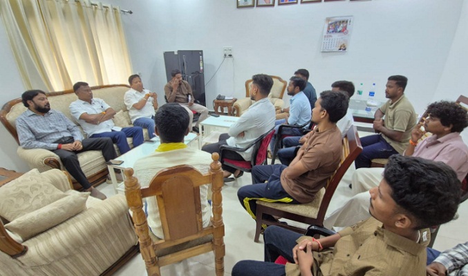 सेवा संकल्प अभियान: बीजापुर में भाजपा सोशल मीडिया टीम की महाबैठक, पूर्व मंत्री महेश गागड़ा ने दिया जीत का मंत्र