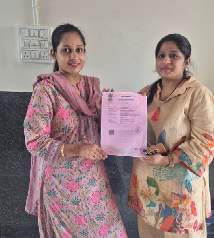 सेवा संकल्प अभियान : सेवा की कहानी, विष्णु भैया के विजन के अनुरूप पंजीयन व्यवस्था में किए गए सुधारों से नागरिकों के समय और धन की हो रही बचत