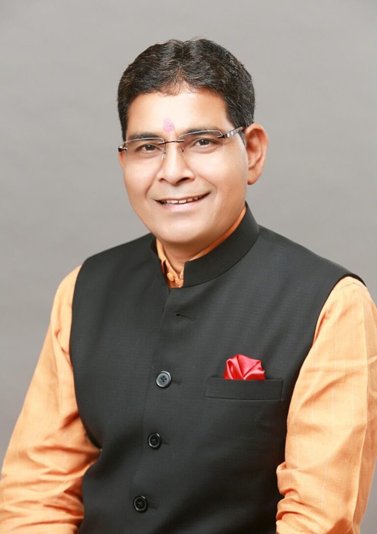सरकार प्रदेश के प्रत्येक नगर और गांव के सर्वांगीण विकास के लिए प्रतिबद्ध – मंत्री टंक राम वर्मा