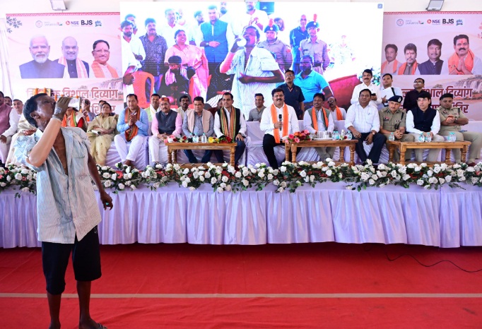 बस्तर अंचल नक्सली हिंसा के दौर से बाहर निकलकर विकास की नई दिशा में अग्रसर- मुख्यमंत्री विष्णु देव साय