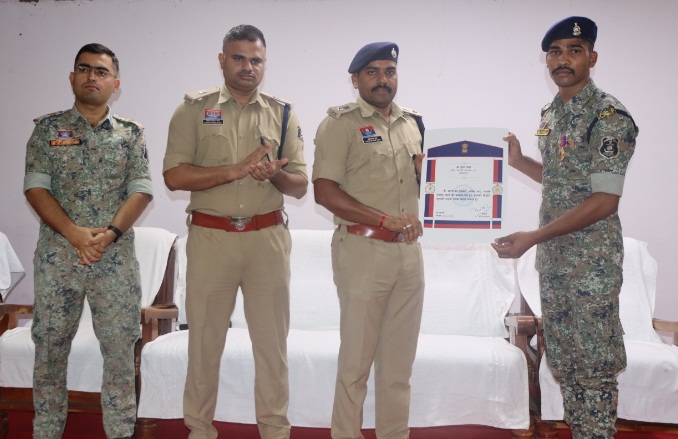 लेण्ड्रा-कोरचोली मुठभेड़: साहसी प्रदर्शन के लिए बीजापुर के 60 जवानों को ‘केन्द्रीय गृहमंत्री दक्षता पदक’